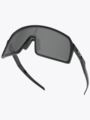 Oakley Sutro Polished Black / Brilleglassfarge: Prizm Black / Lysgjennomslipp: 11%